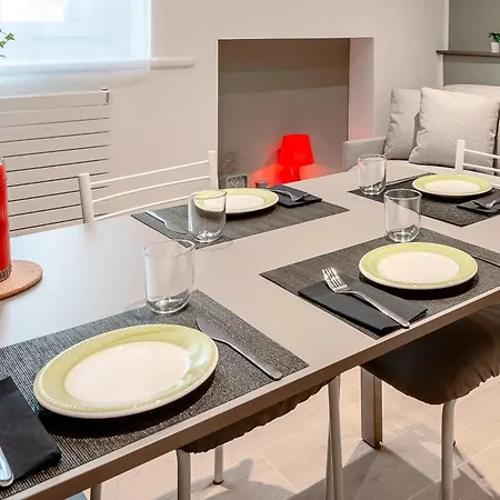 דירה Stayeasy Pasteur23 - New Cozy Next To Metro מילאנו